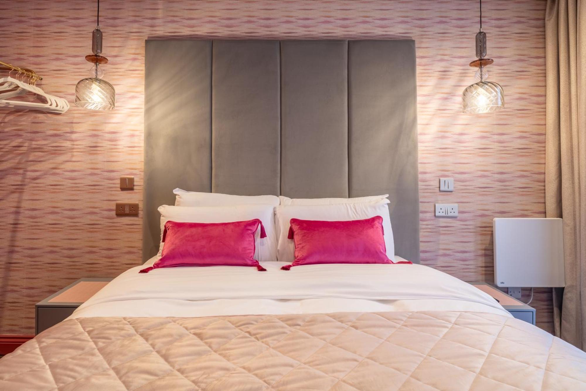 Howfield Hotel Merthyr Tydfil Eksteriør bilde