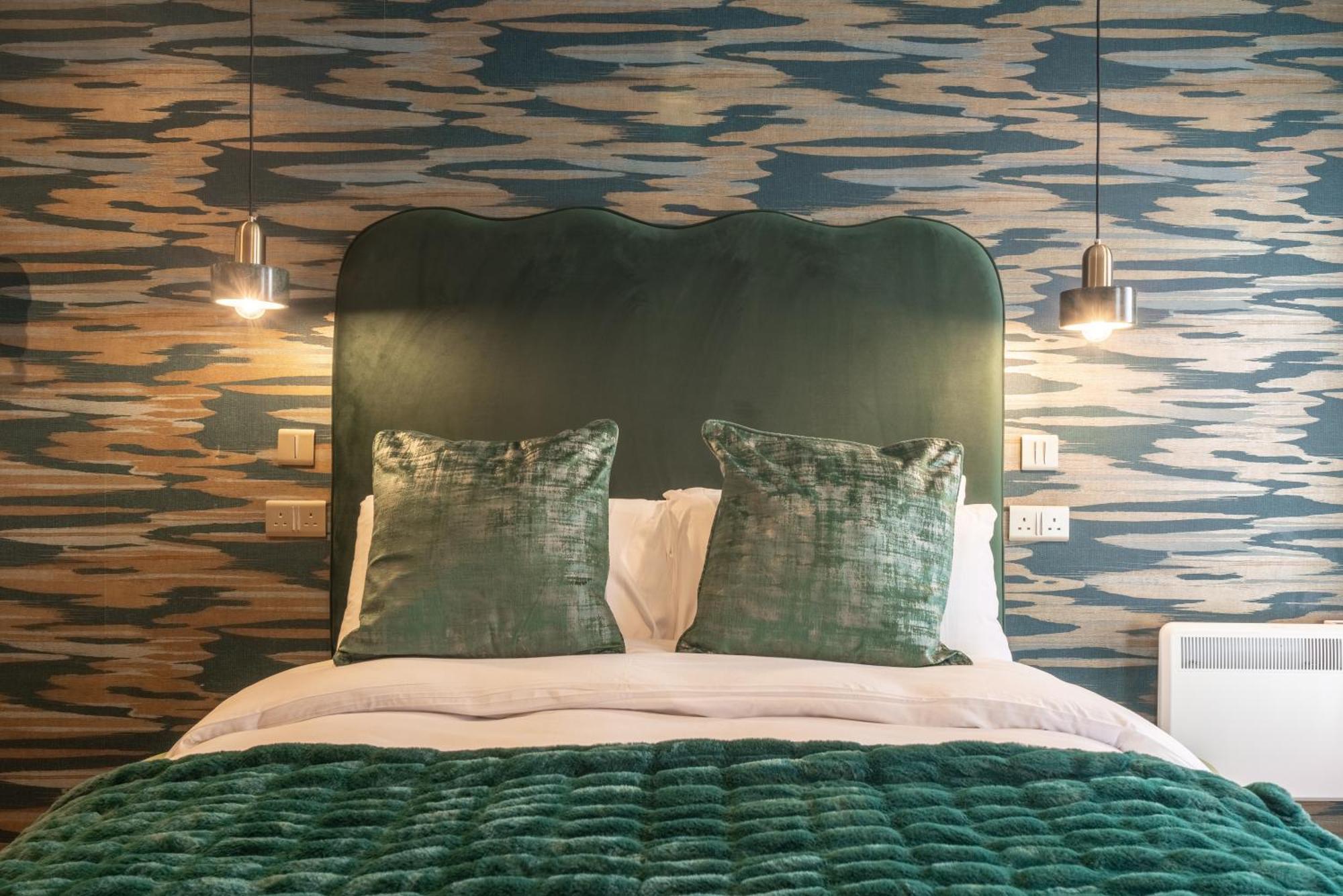 Howfield Hotel Merthyr Tydfil Eksteriør bilde